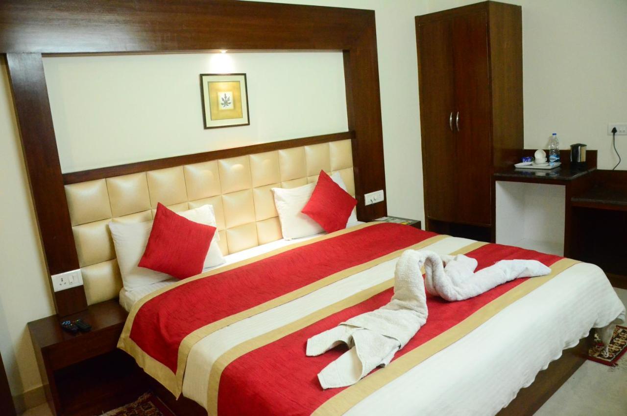 Hotel Milam Inn Almora Kültér fotó